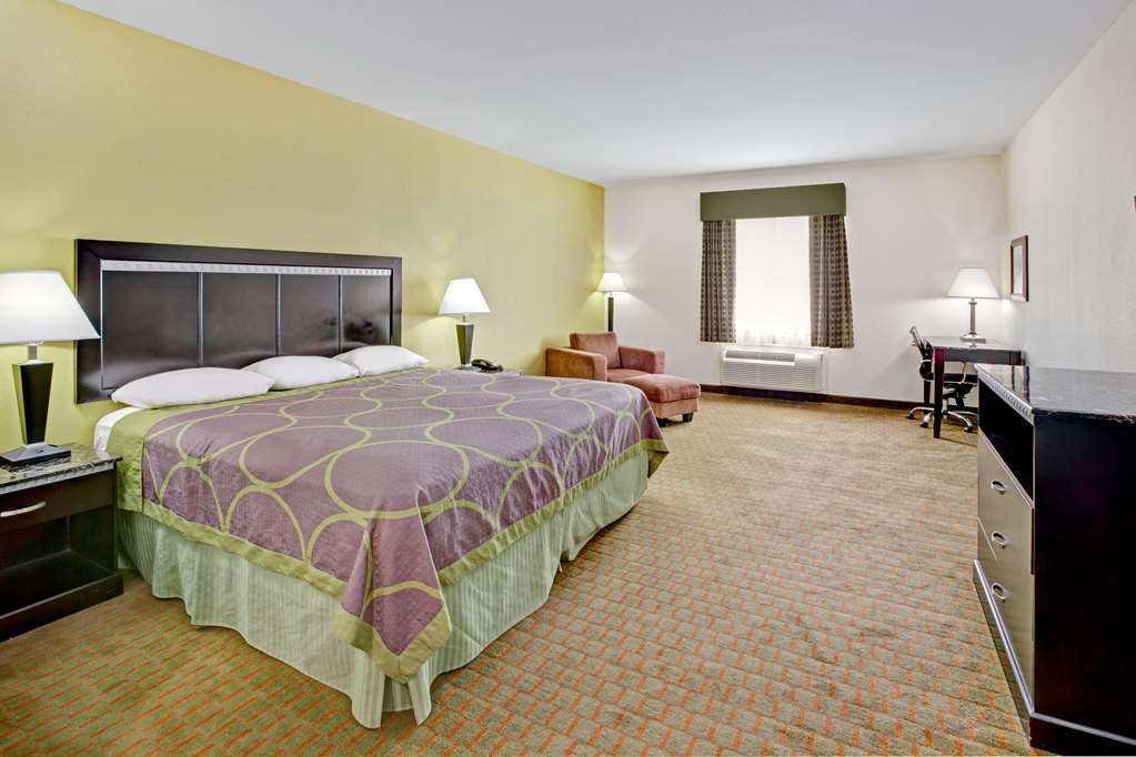 Super 8 By Wyndham Laporte La Porte Room photo